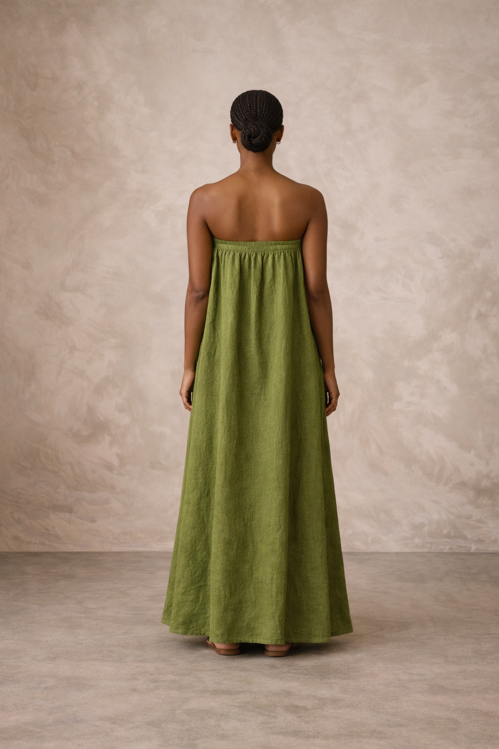 The Isla Strapless Linen Maxi Dress – Green